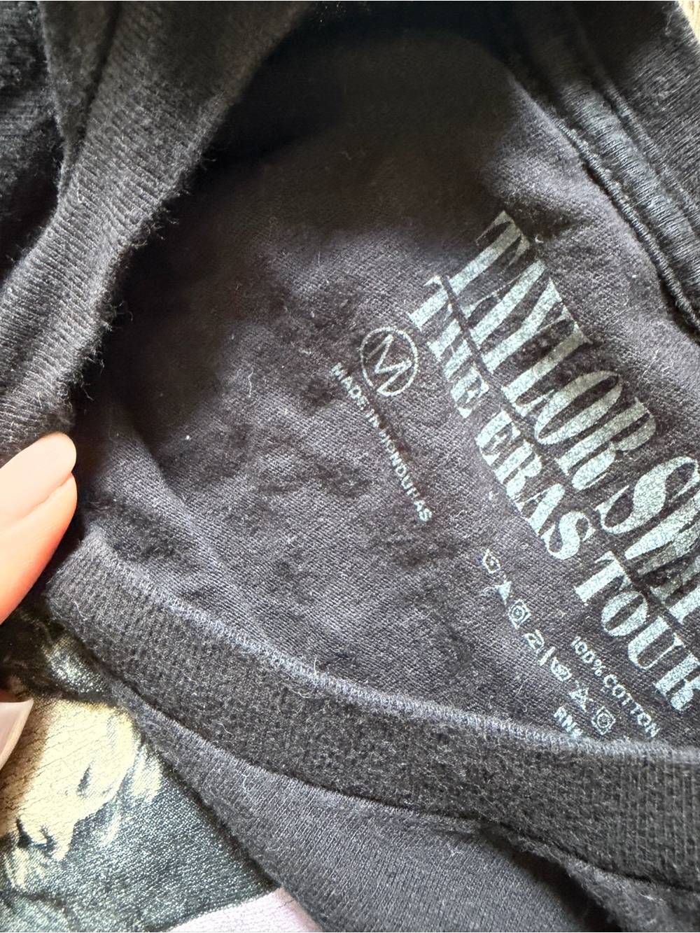 Taylor Swift Eras tour Black Tour Graphic Tee with White Print 0011 - Picture 3 of 5